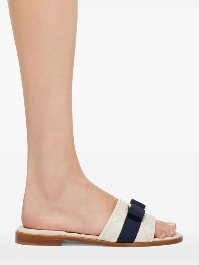 Vara Bow-appliqué quilted slides - Image 4
