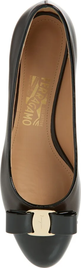 Vara Bow Cap Toe Pump - Image 5
