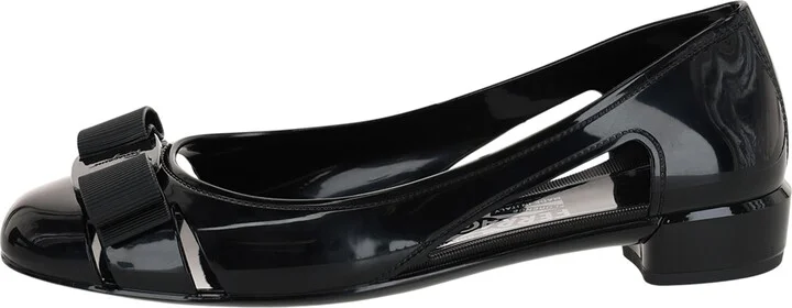 Vara Bow Cutout Flat - Image 7
