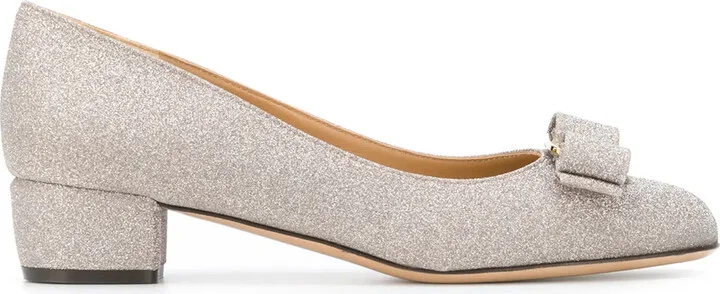 Vara bow glitter pumps