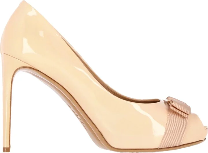 Vara Bow Peep-Toe Pumps in Nude Patent Leather