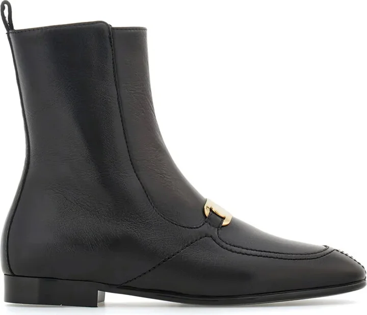 Vara-buckle ankle boots