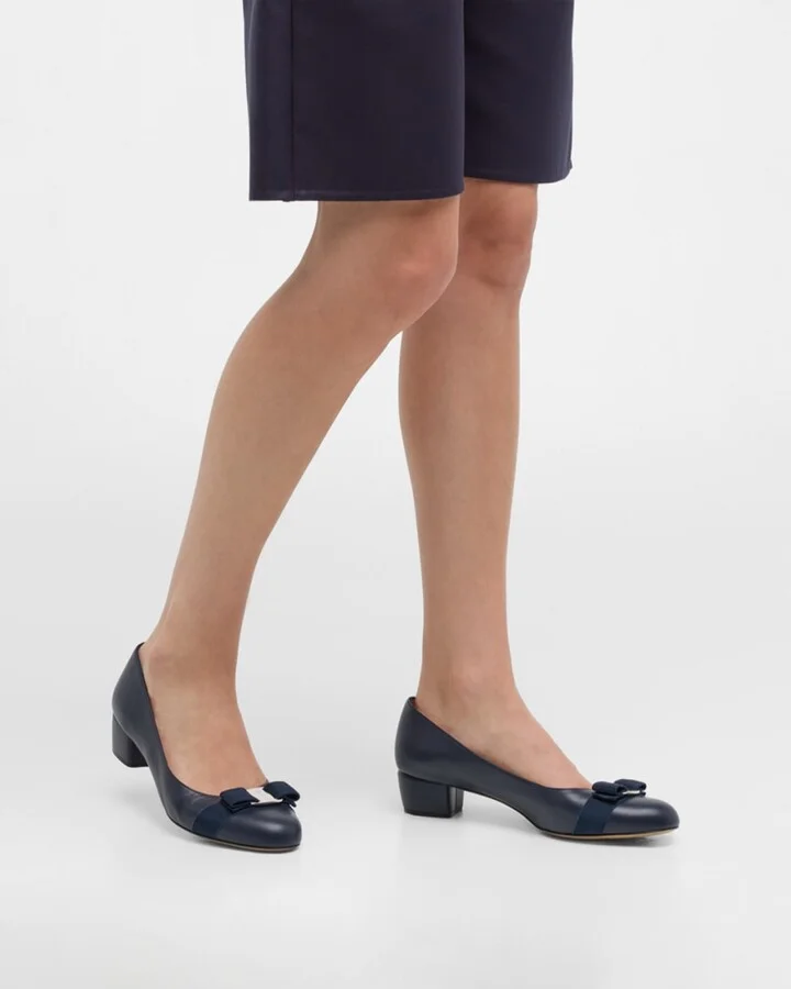 Vara Leather Bow Low Pumps - Image 9