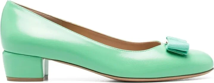 Vara leather pumps