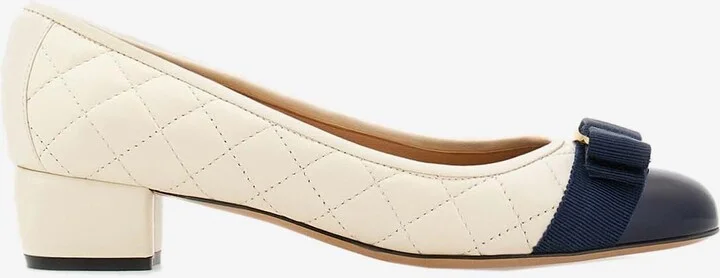 Vara Q 30 Quilted Leather Pumps