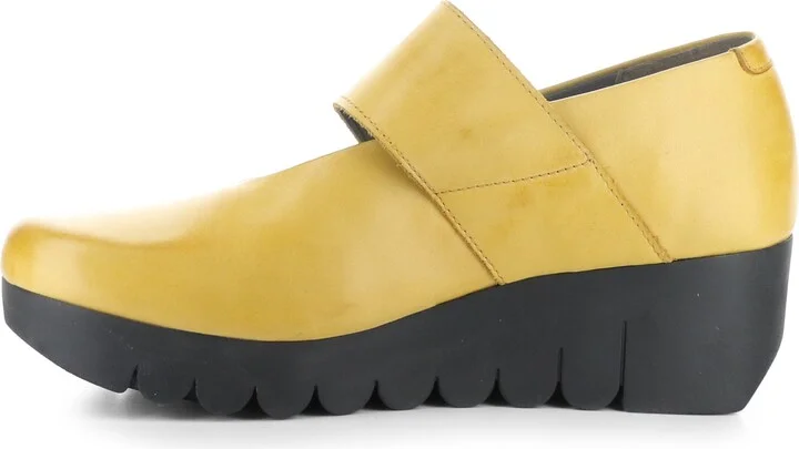Vari Mary Jane Platform Wedge Pump - Image 9
