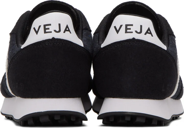 VEJA Black Branco Sneakers - Image 2