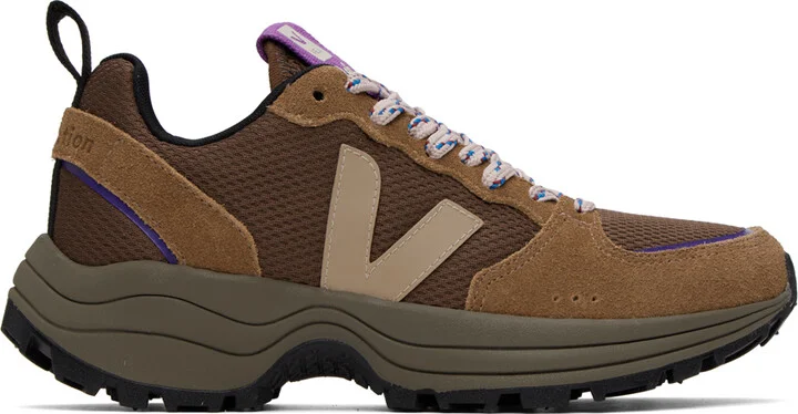 VEJA Brown Reformation Edition Venturi Sneakers