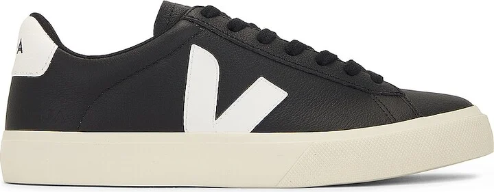 Veja Campo in Black