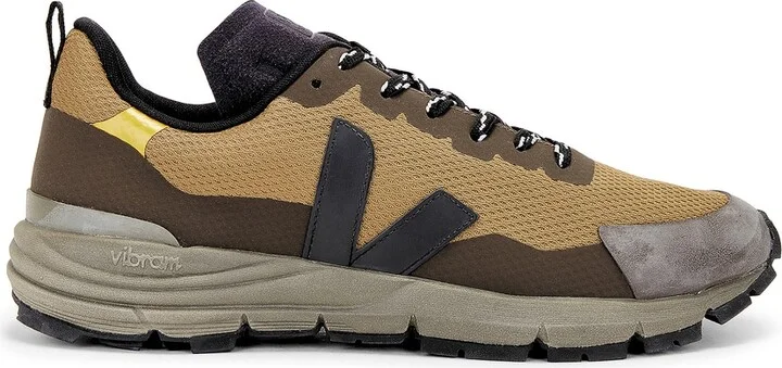 Veja Dekkan in Brown