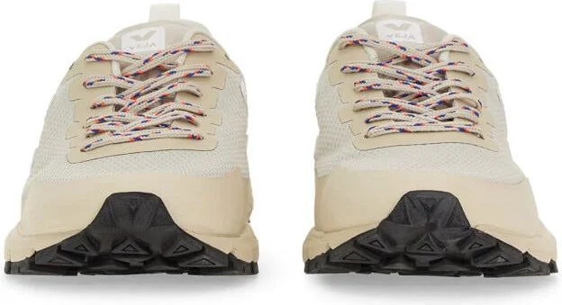 Veja Dekkan Low-Top Sneaker Unisex - Image 4