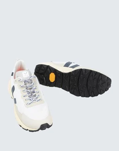 Veja Dekkan Man Sneakers - Image 2