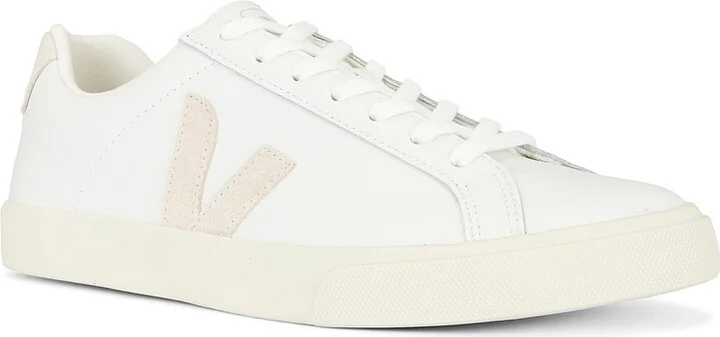 Veja Esplar Logo in White - Image 2