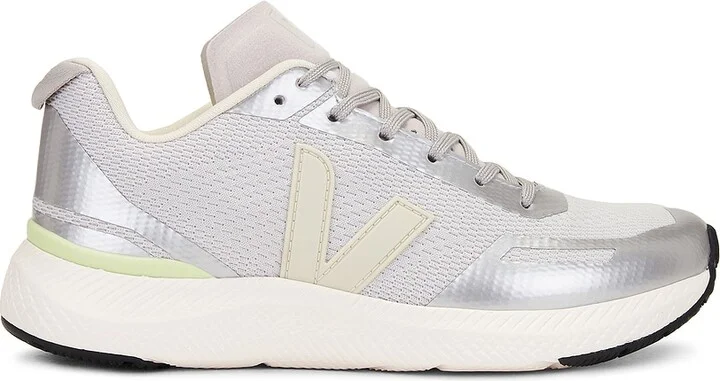Veja Impala Sneaker in Metallic Silver