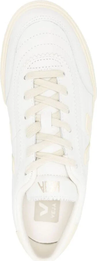 Veja Leather Unisex Sneakers In White - Image 4