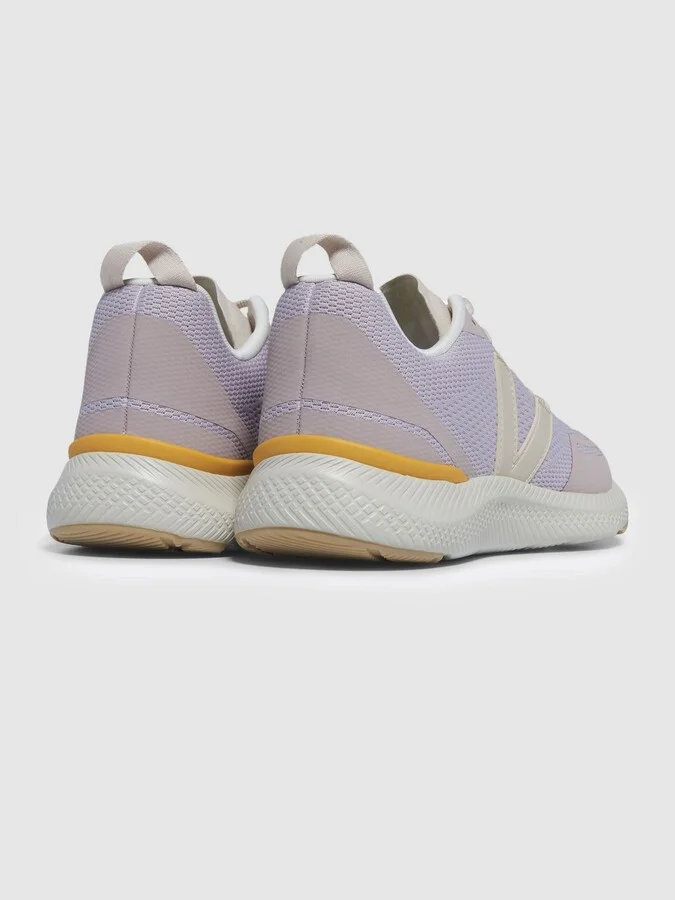 Veja Lightweight Trainers - Image 3