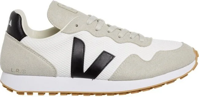 Veja Logo Patch Low-Top Sneakers