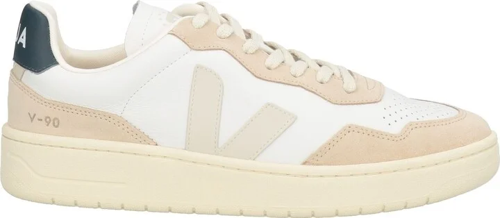 Veja Man Sneakers - Image 3