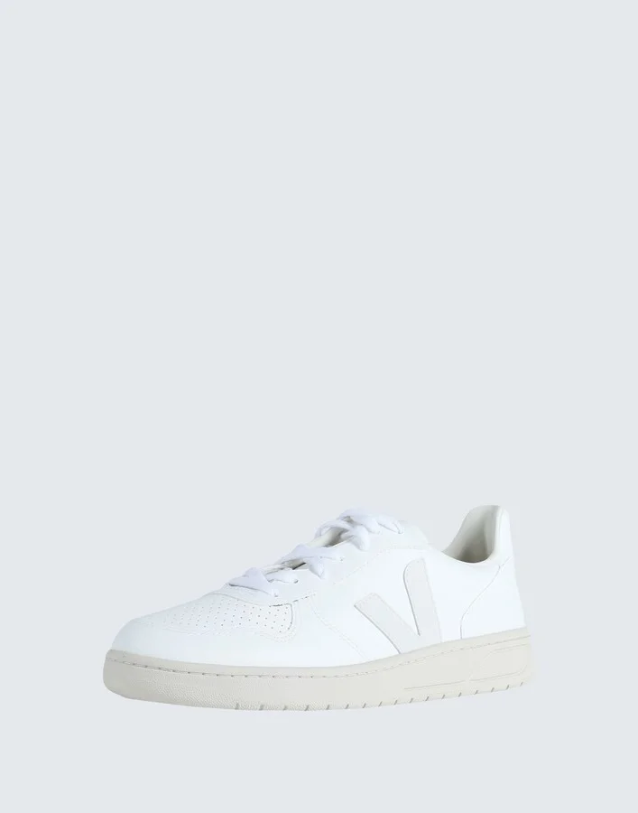 Veja Man Sneakers - Image 4