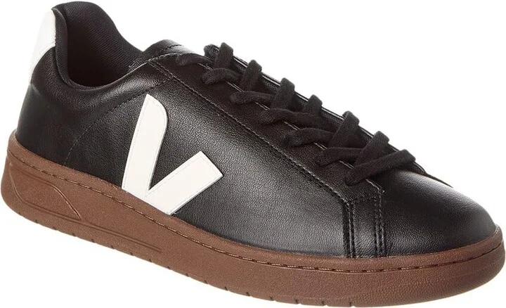 VEJA Men's Urca Sneaker