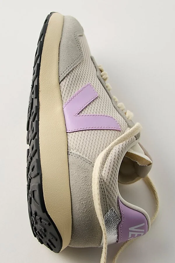 Veja Paulistana Sneakers