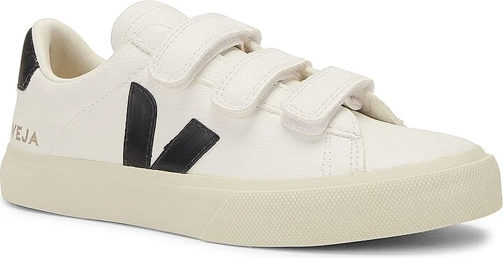 Veja Recife Logo in White - Image 2
