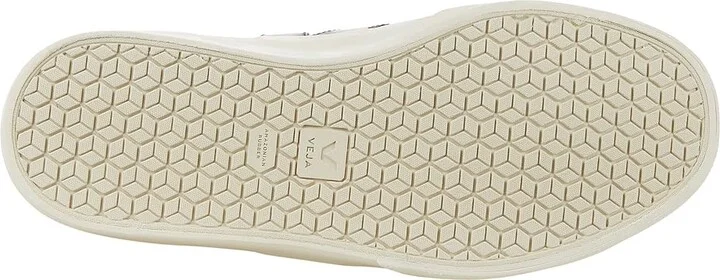 VEJA Recife Logo Women's Shoes Extra White/Black 1 : EU 36 (US Women's 5) M, Leather - Image 3