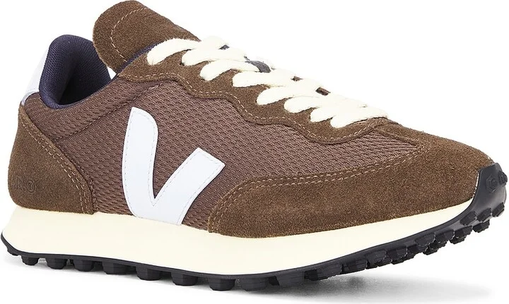 Veja Rio Branco in Brown - Image 2