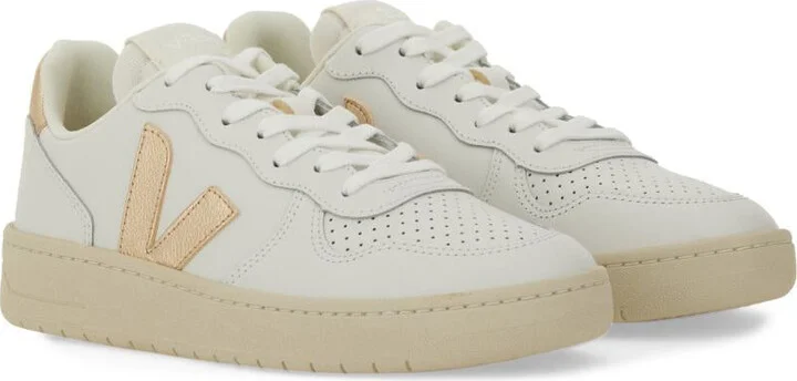 Veja Sneaker "V-10" - Image 2