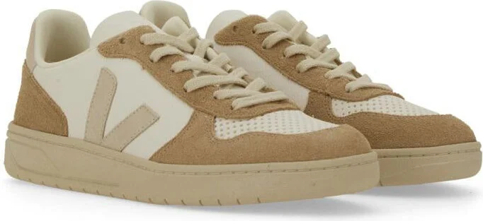 Veja Sneaker "V-10" Unisex - Image 3