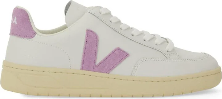 Veja Sneaker "V-12"