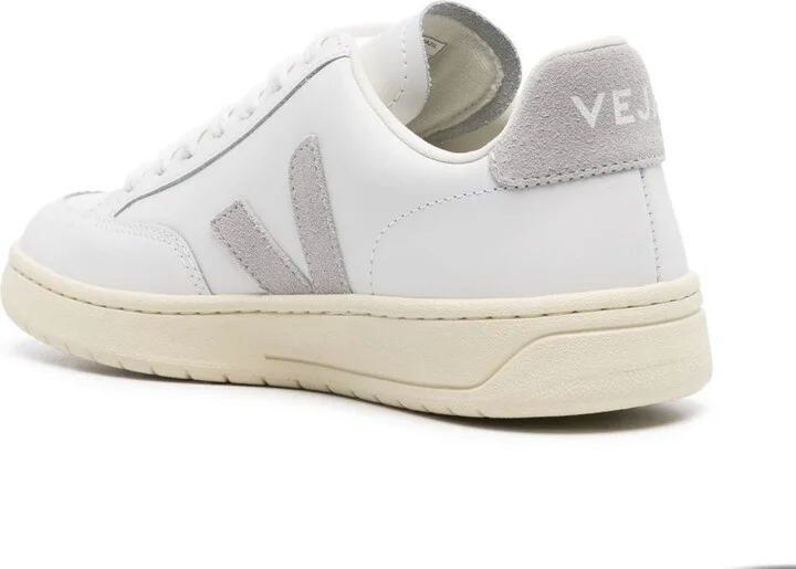 Veja Sneaker V-12 In Pelle - Image 2