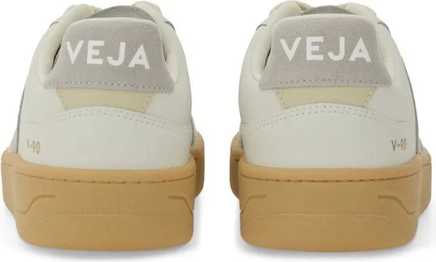 Veja Sneaker "V-90" - Image 6
