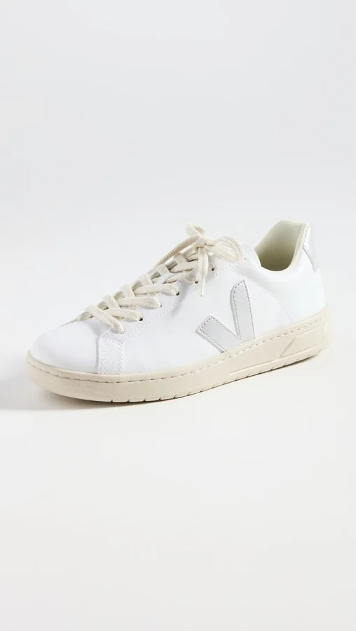 Veja Urca Sneakers - Image 2