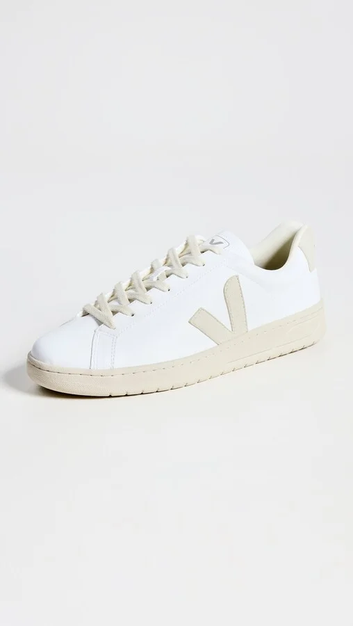 Veja Urca Sneakers - Image 2