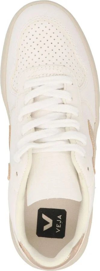 Veja 'V-10' Sneakers - Image 3
