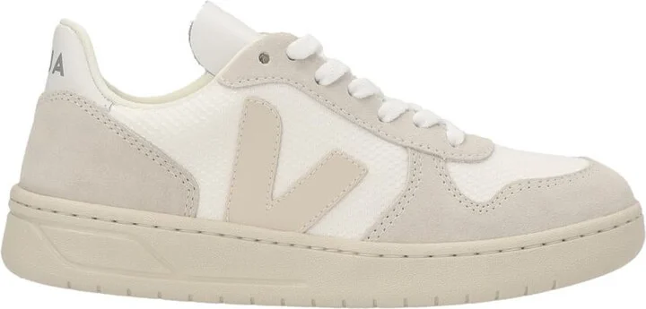 Veja 'V-10' Sneakers