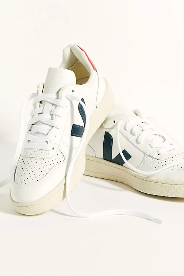 Veja V-10 Sneakers