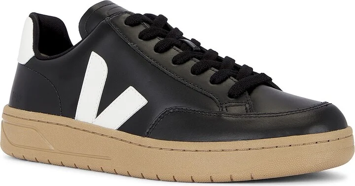 Veja V-12 in Black - Image 2