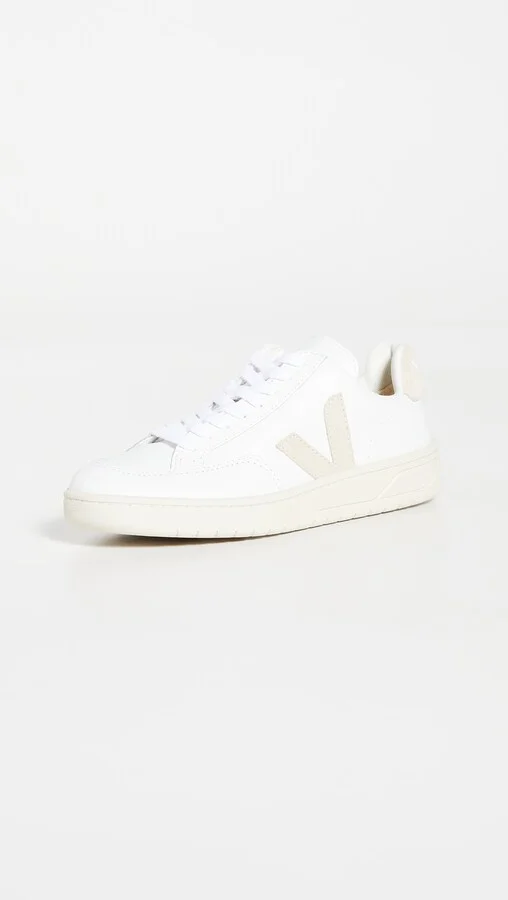 Veja V-12 Sneaker - Image 2
