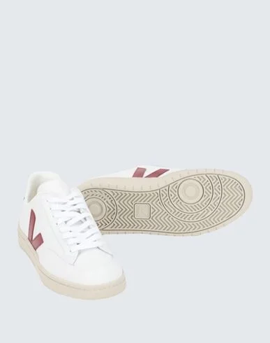 Veja V-12 Woman Sneakers - Image 2