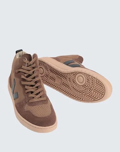 Veja V-15 Man Sneakers - Image 2