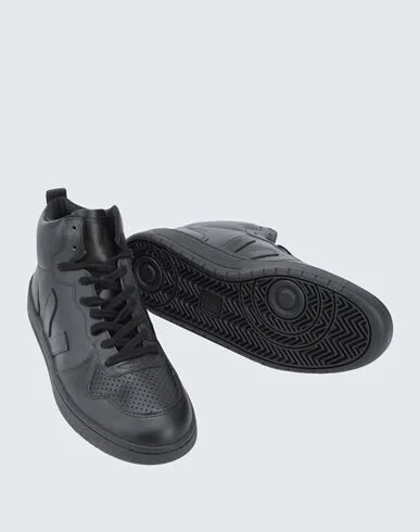 Veja V-15 Man Sneakers - Image 2