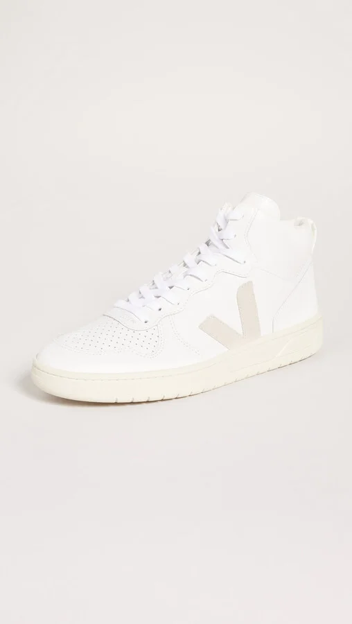 Veja V-15 Sneaker - Image 2