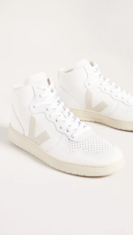Veja V-15 Sneaker - Image 4