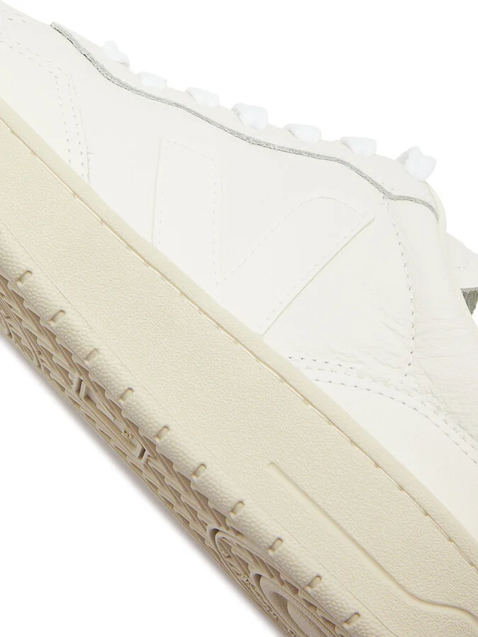 Veja V-90 Panelled Leather Sneakers - Image 4