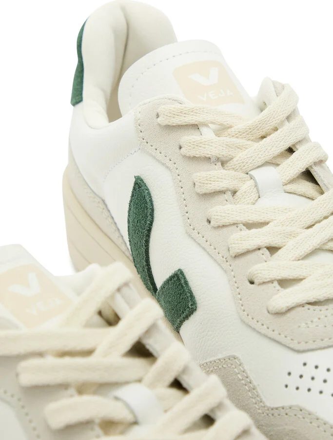 Veja V-90 Panelled Leather Sneakers - Image 4