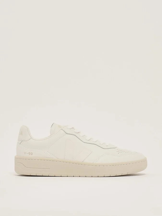 Veja V-90 Sneaker