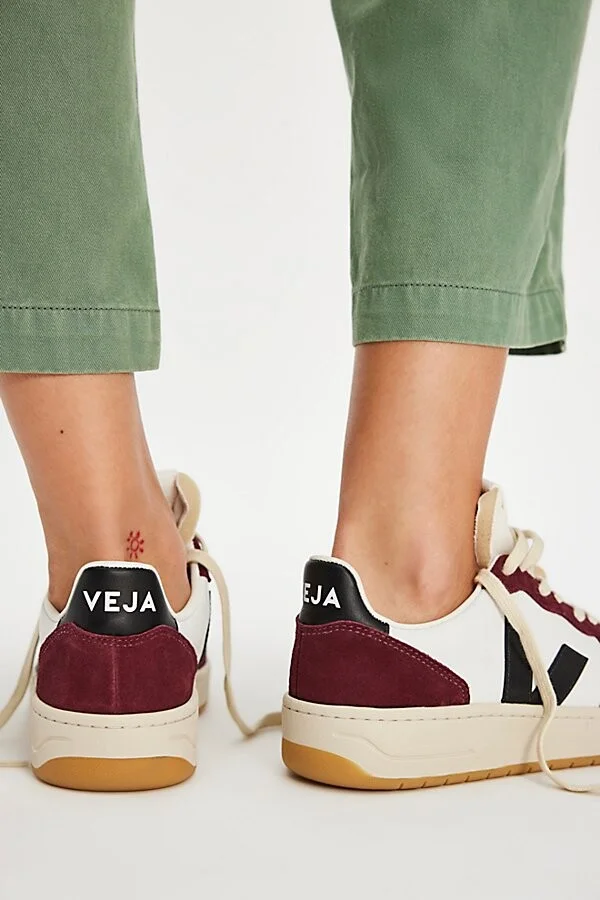 Veja V-90 Sneakers - Image 3
