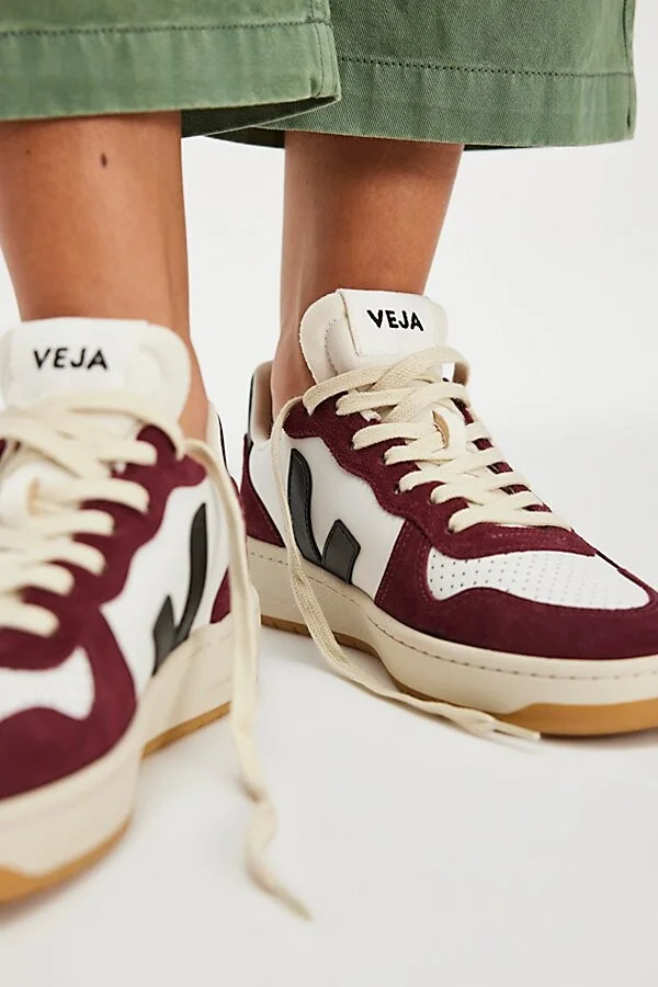 Veja V-90 Sneakers